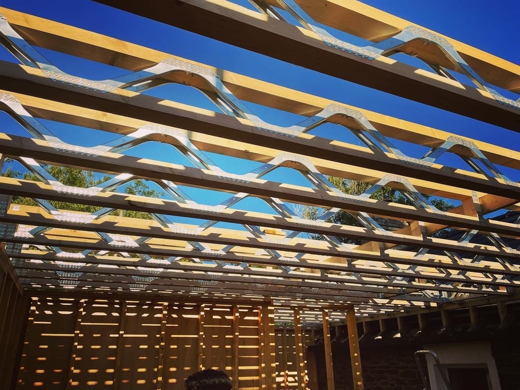 Posi-joist roof structure